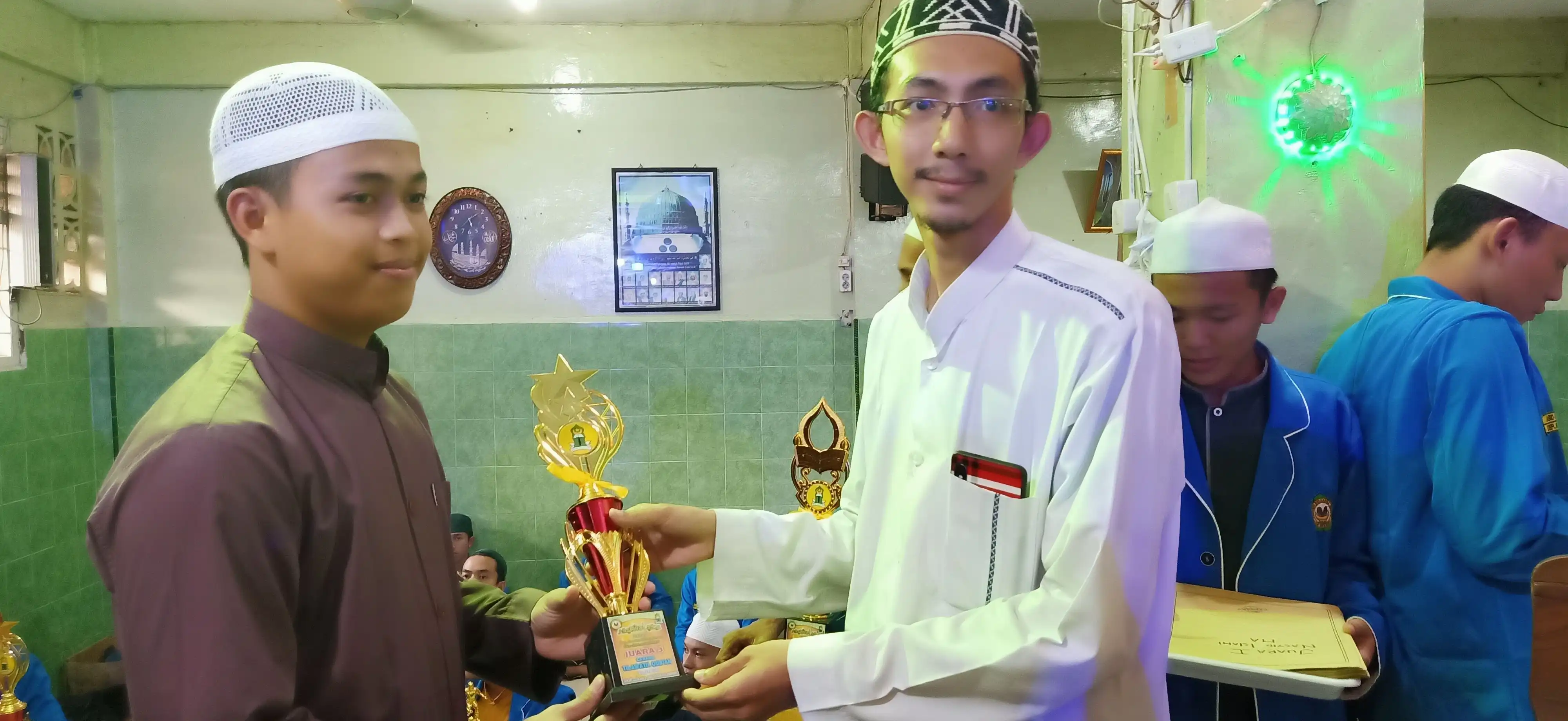 Pembagian Hadiah 30